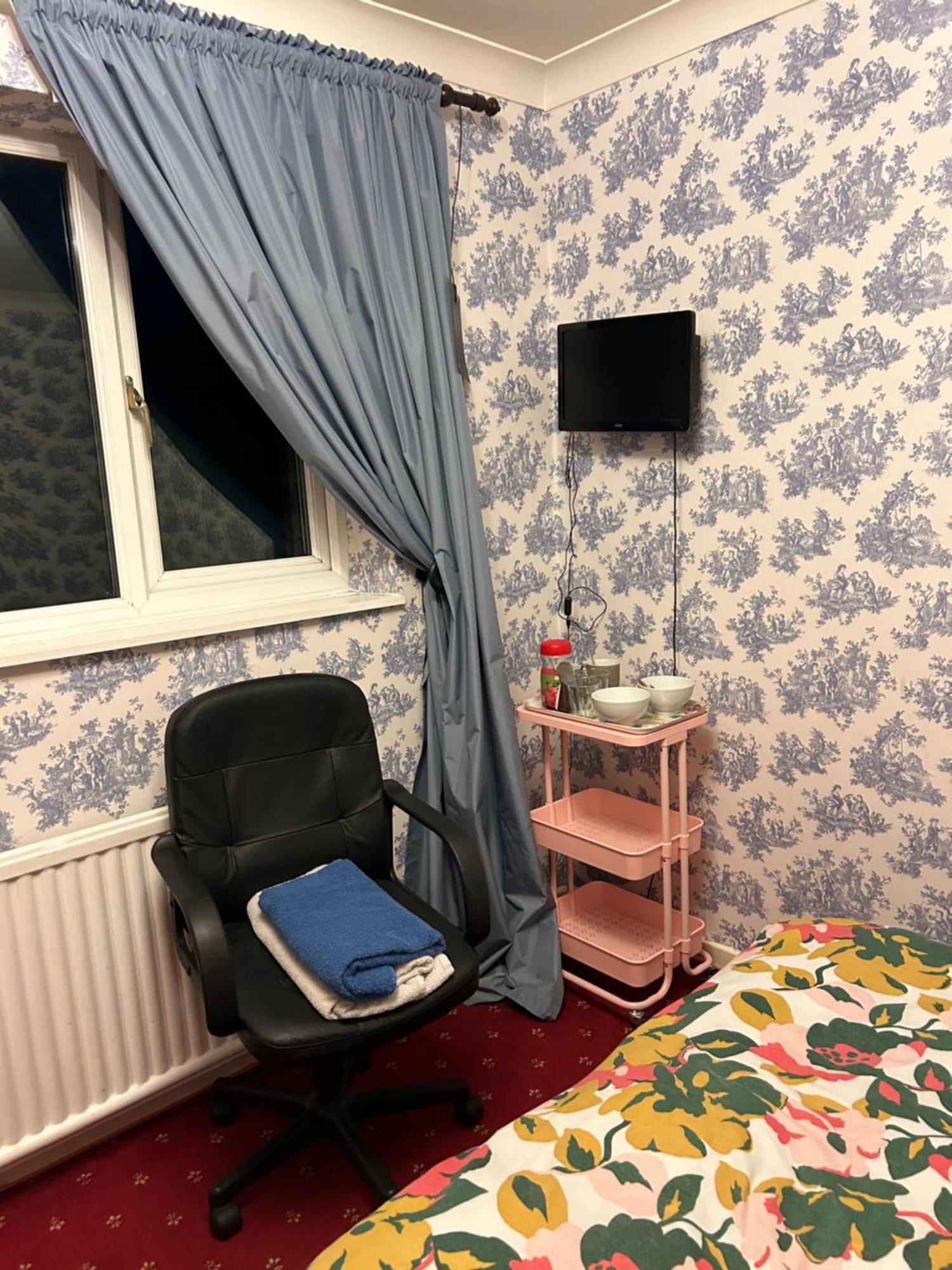 Lowri Cottage Hotel Shenstone Экстерьер фото